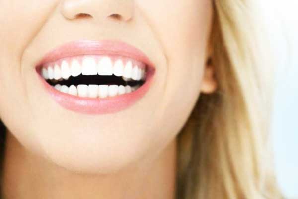 اسعار تنظيف الاسنان في تركيا و أفضل الطرق الحديثة لتجميلها